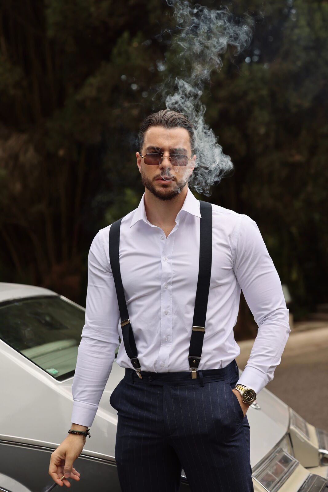 NOMME elegant gentleman style - navy suit with peak lapels